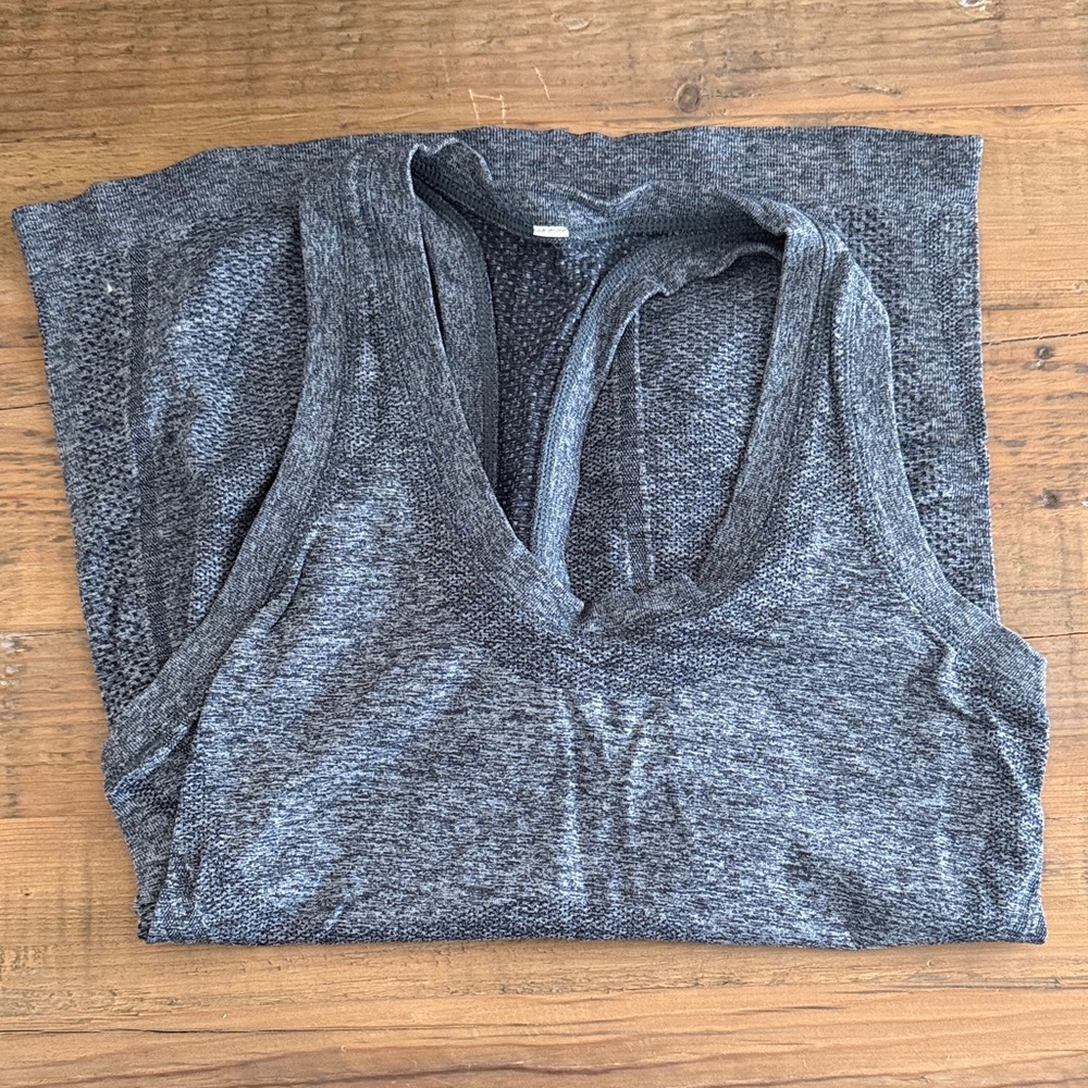 ATHLETA Momentum Seamless Tank Gray